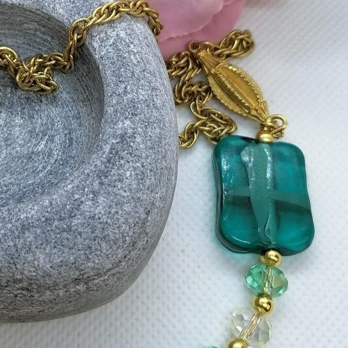 Green Glass Bead Half Moon Necklace – Unique Crescent Pendant Jewellery