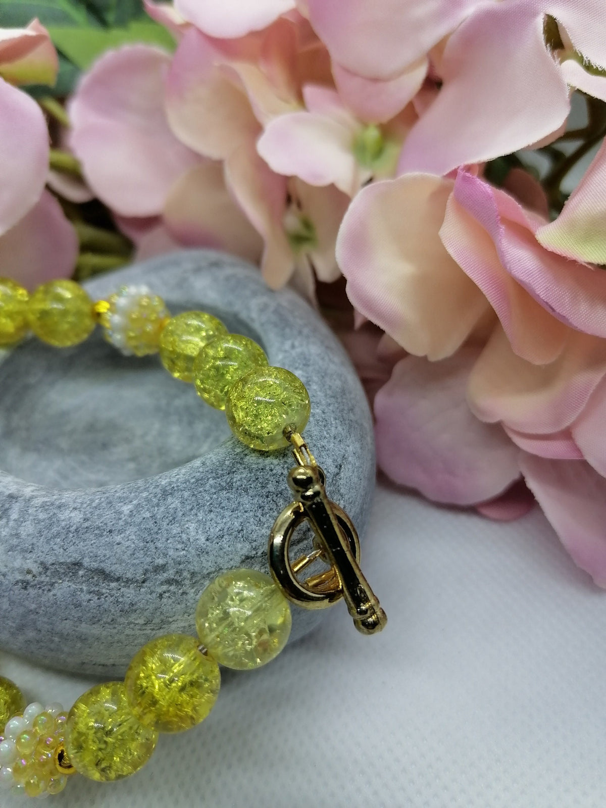Yellow Glass Beaded Bracelet with Gold T-Bar Clasp
