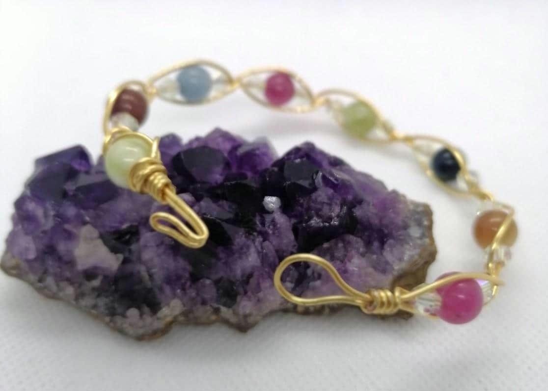 Wire wrapped bangle with Mixed agate (gold tone)