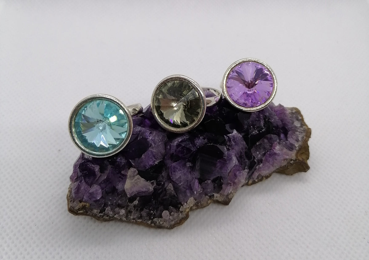 Silver tone Rivoli crystal ring.