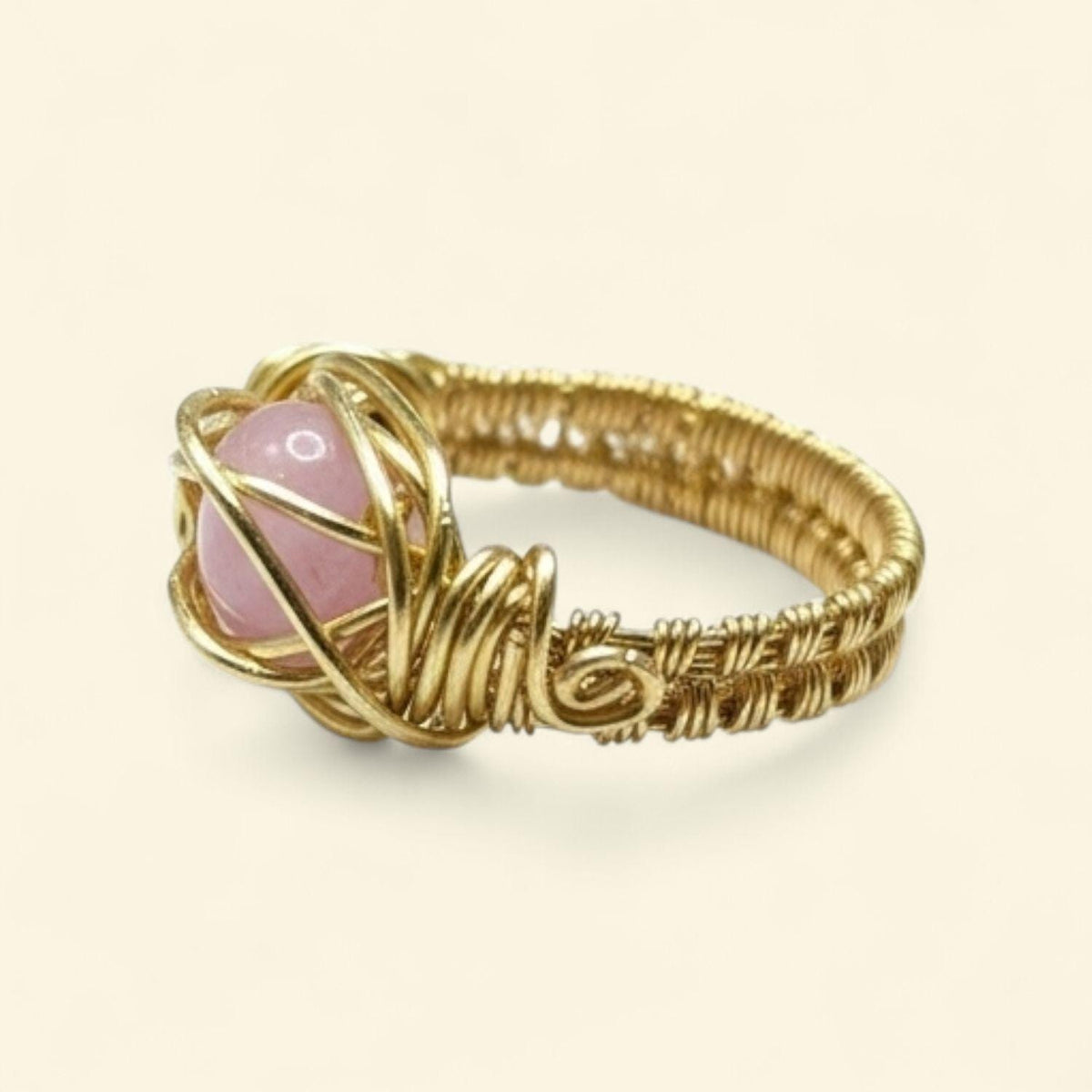 Gold rose quartz ring