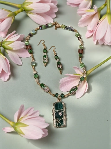 Green Crystal & Gemstone Wire-Wrapped Necklace & Earring Set